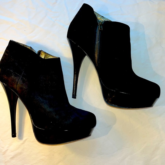 Steve Madden Black Nubuck Leather Stiletto Heel Platform Booties Size 8 - Picture 1 of 8